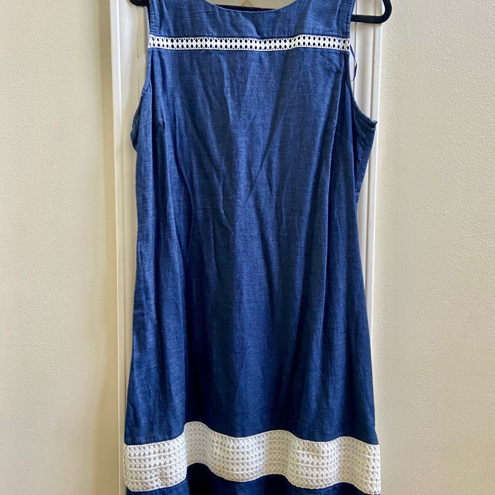 Liz Clairborne Chambray Dress